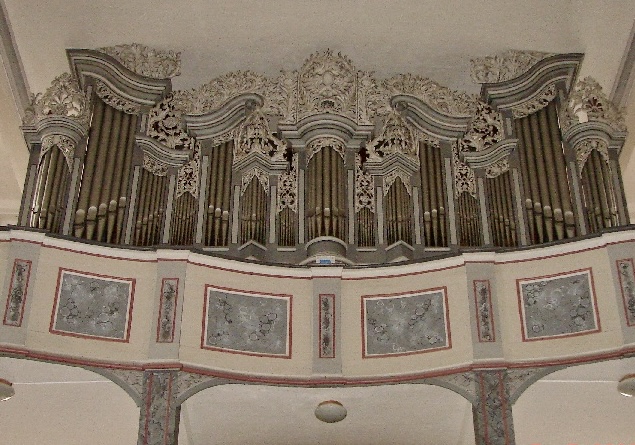 Konzert mit Chor & Orgel, anschließend Gartenfest